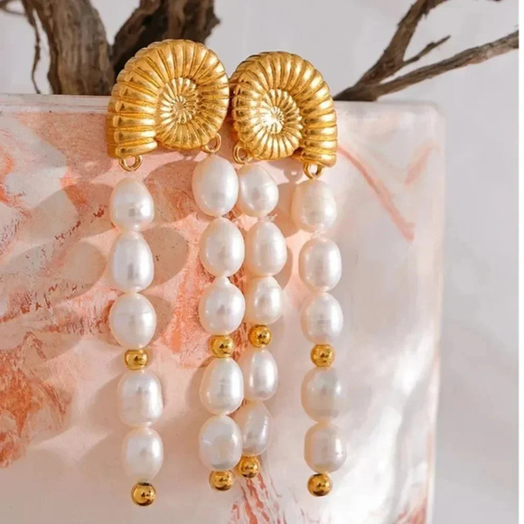 Freshwater Pearl 18K Gold Stainless Steel Waterproof Tassel Shell Earrings - Picture 1 of 15